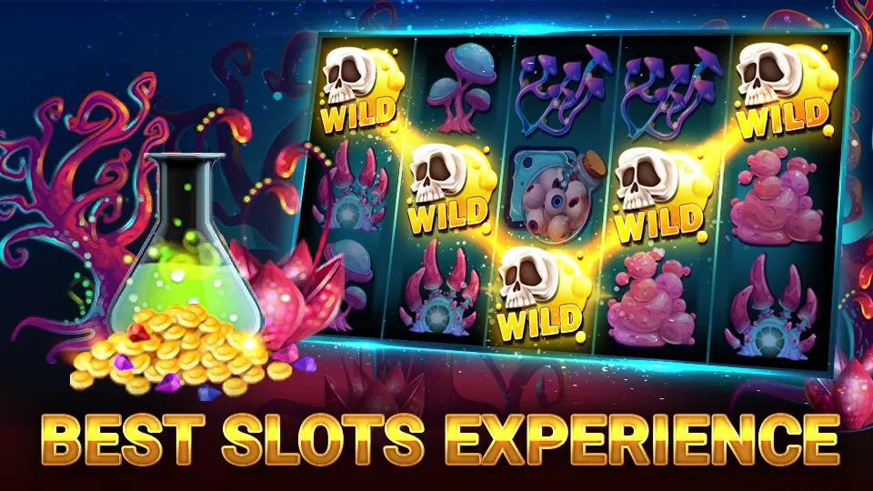 Các game thủ chuyên nghiệp đang thi đấu esports trong một giải đấu lớn, có logo ok789 casino