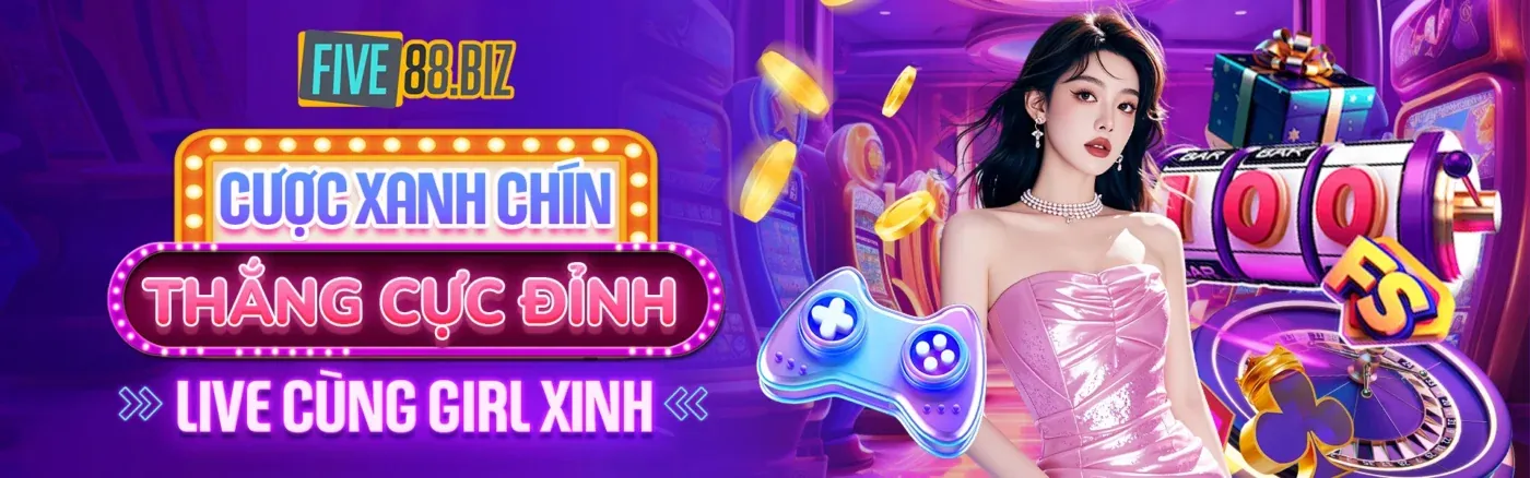 Sân vận động thể thao sôi động với màn hình hiển thị tỷ số và logo ok789 casino
